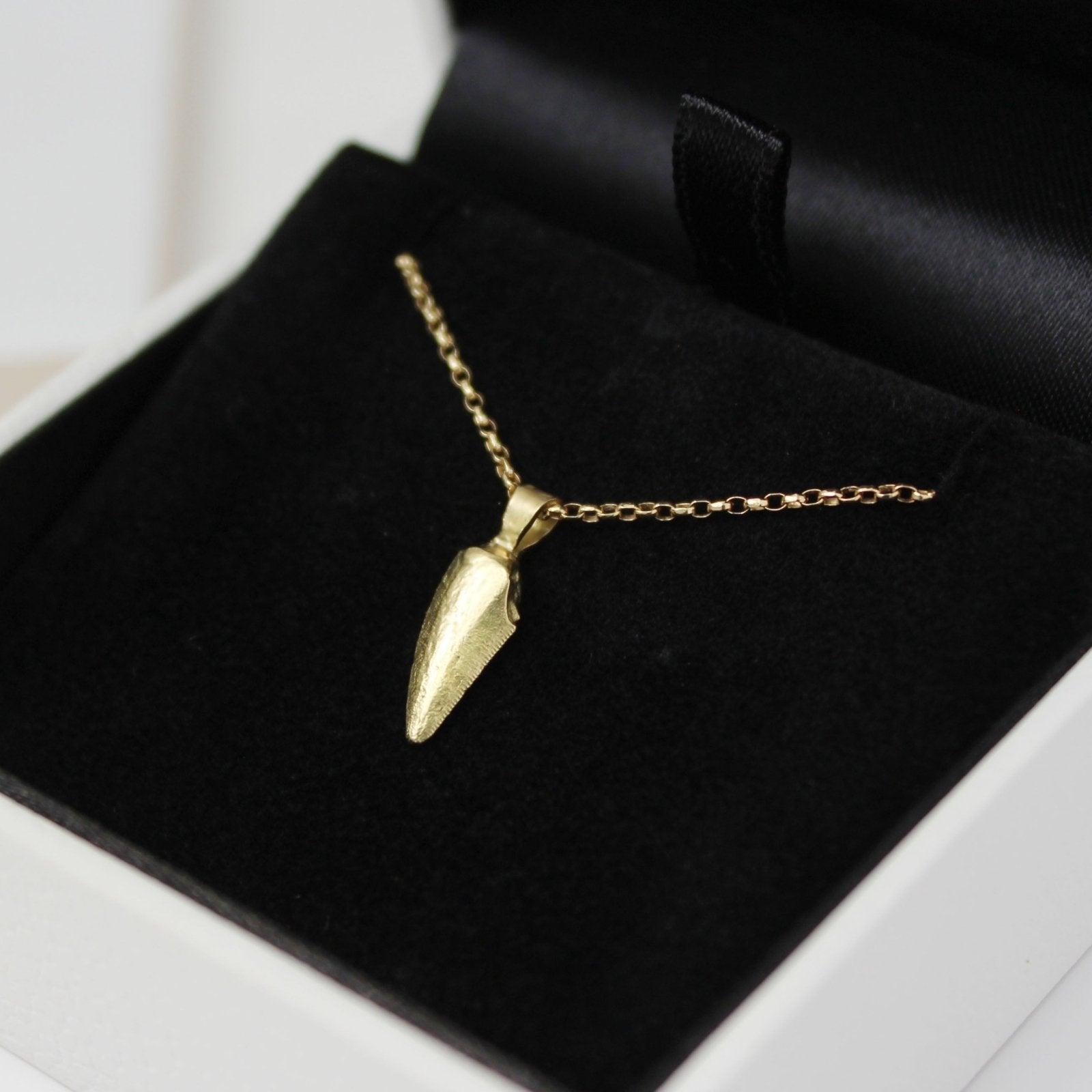 Munchables Dino Tooth Chew Necklace
